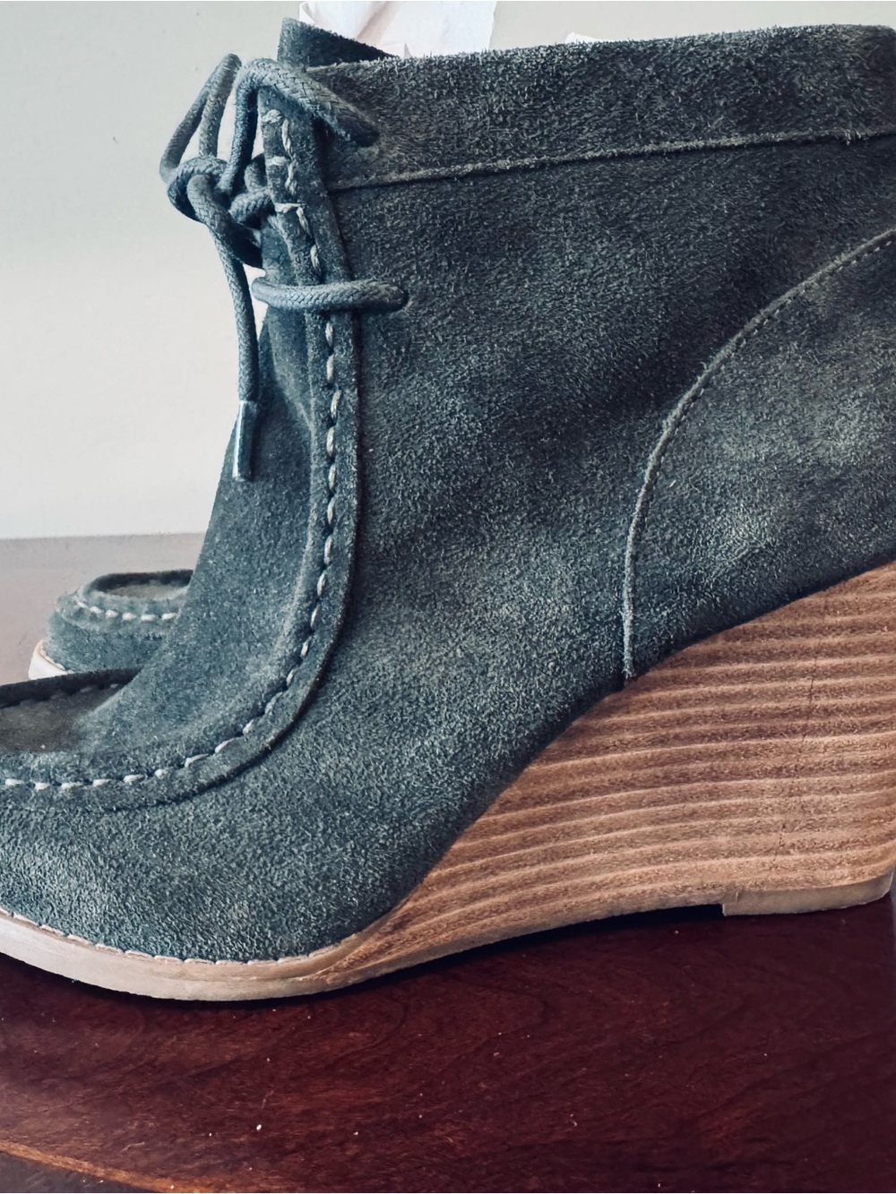 Lucky Brand Women’s Green Leather Ankle Bootie Wedge Lace-Up Almond Toe US 7.5 M